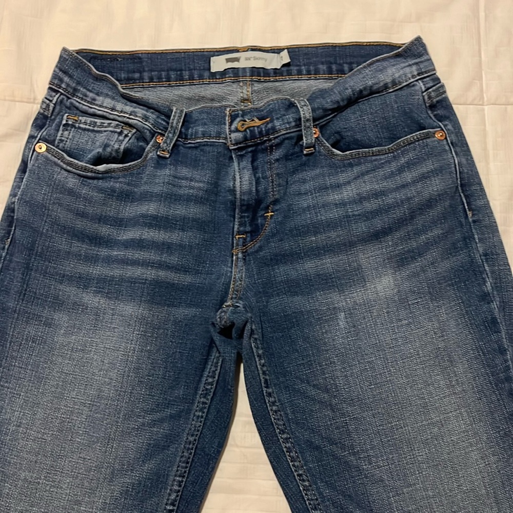Juniors Levi’s 524 Skinny size 7